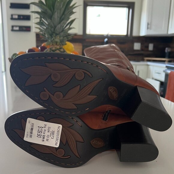 NWT Born Leather Heeled Riding Boot - Picture 5 of 6